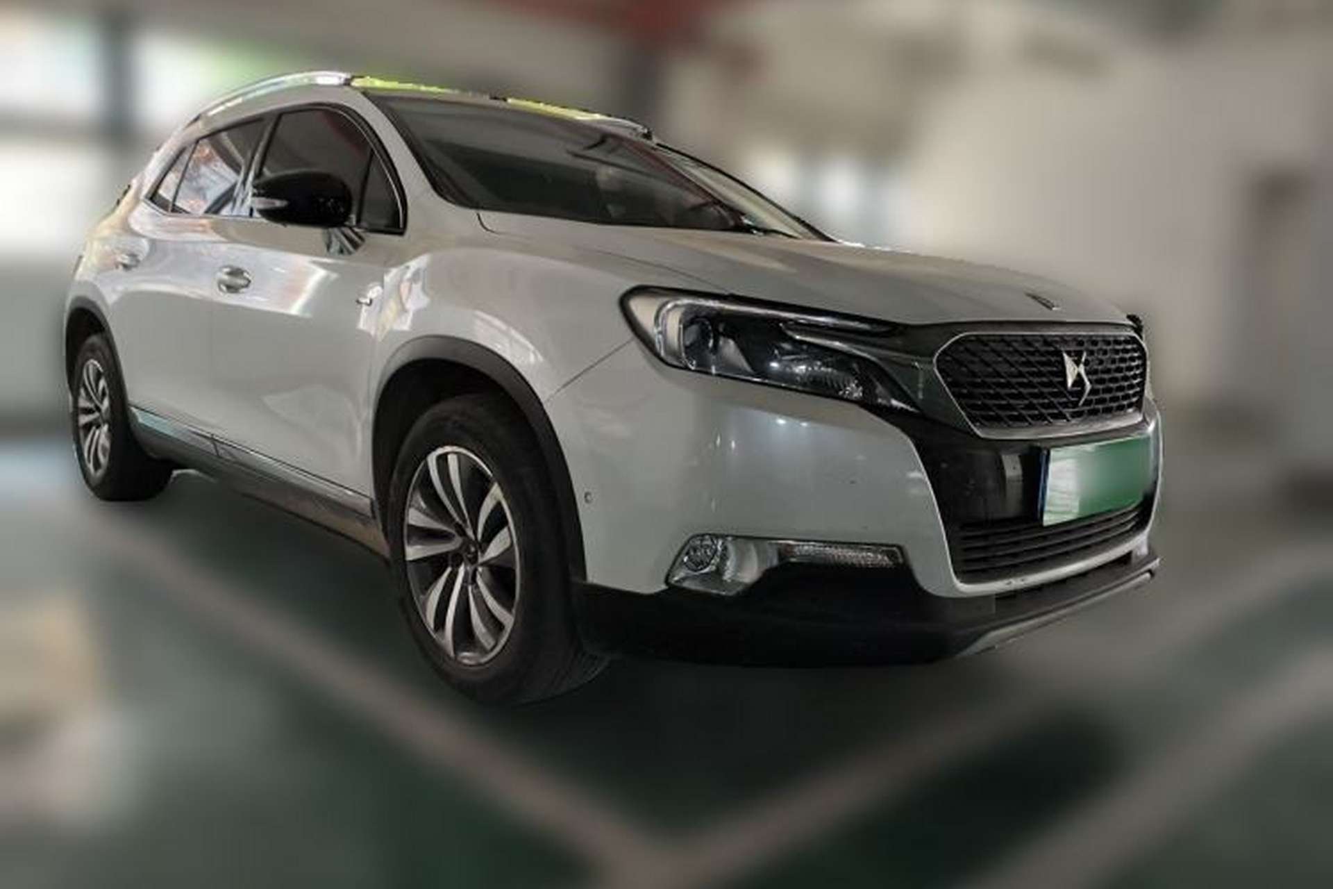 Used DS 6 2016 1.6T Luxury Edition THP160 Front Right 45 Deg