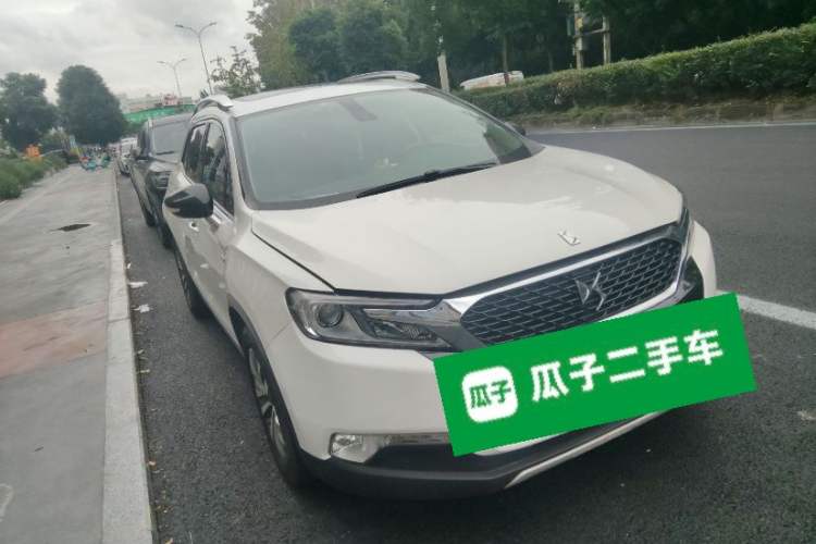 Used DS 6 2016 1.6T Luxury Edition THP160 Front Right 45 Deg