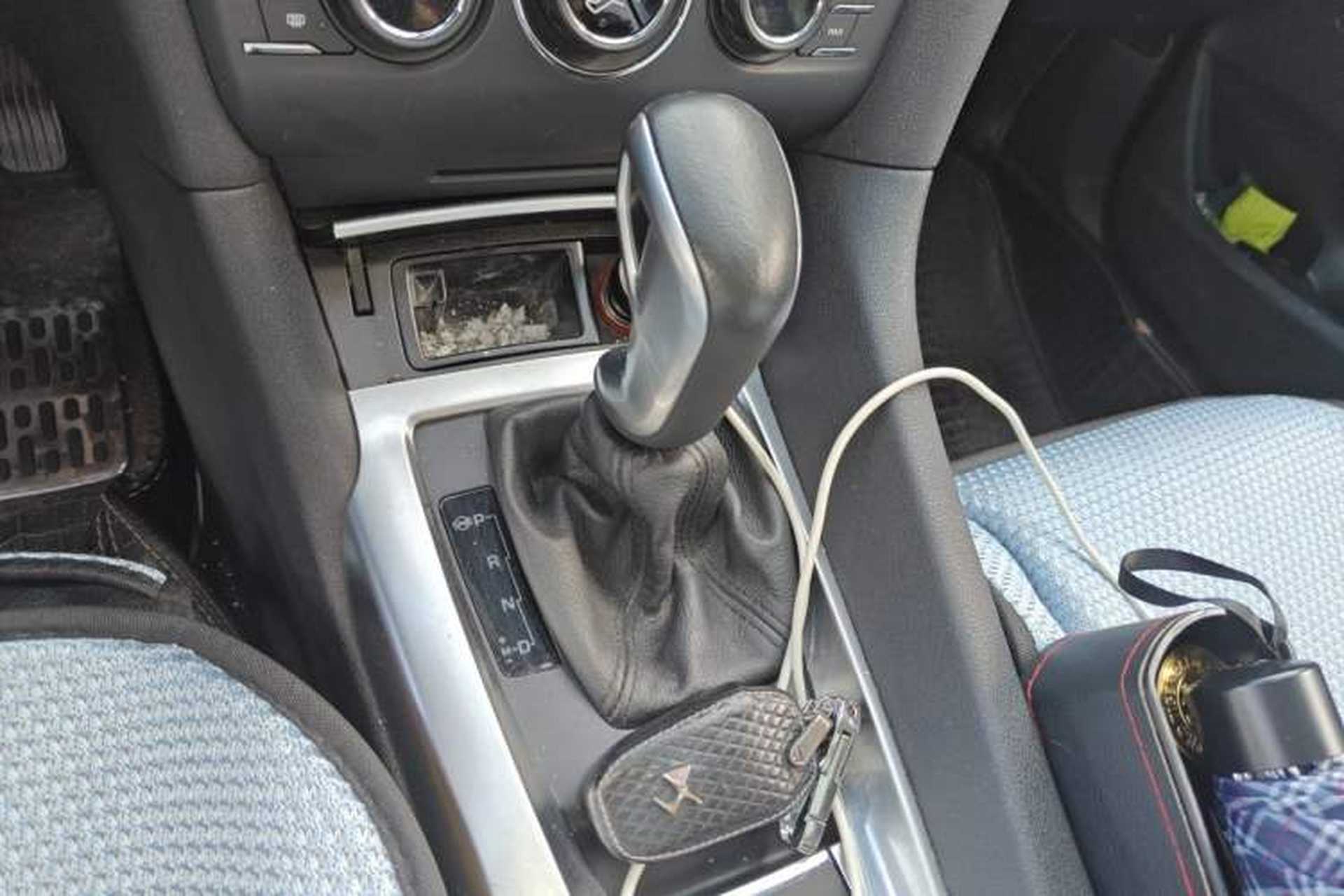 Used DS 6 2016 1.6T Luxury Edition THP160 Gear Lever