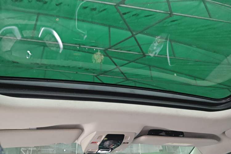 Used DS 6 2016 1.6T Luxury Edition THP160 Headliner