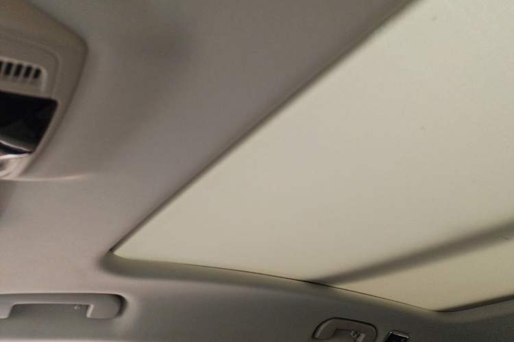 Used DS 6 2016 1.6T Luxury Edition THP160 Headliner