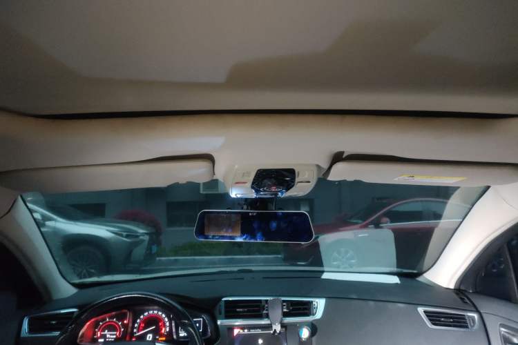 Used DS 6 2016 1.6T Luxury Edition THP160 Headliner