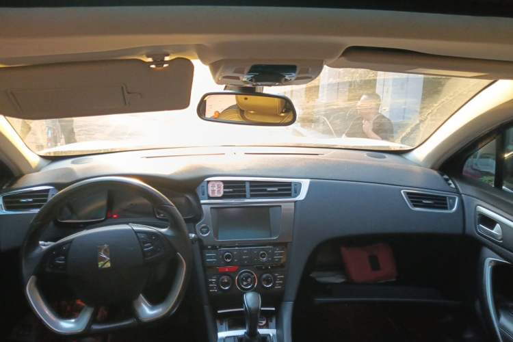 Used DS 6 2016 1.6T Luxury Edition THP160 Headliner