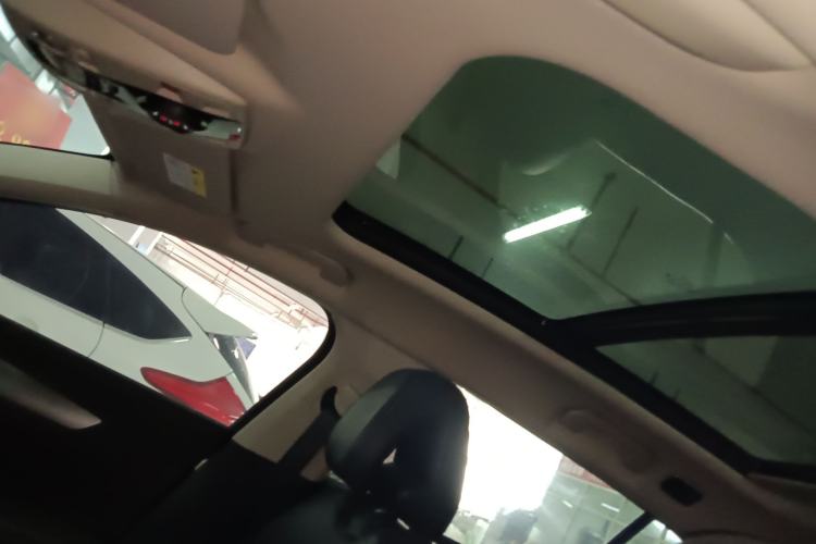 Used DS 6 2016 1.6T Luxury Edition THP160 Headliner