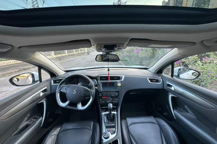 Used DS 6 2016 1.6T Luxury Edition THP160 Interior 5