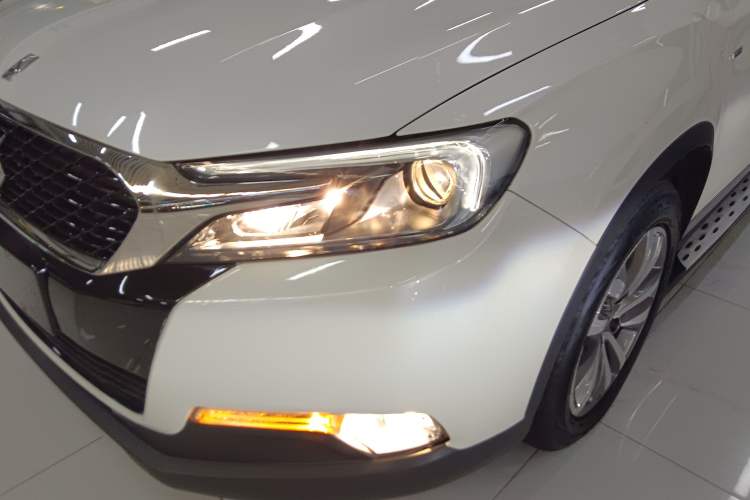 Used DS 6 2016 1.6T Luxury Edition THP160 Left Front Headlight