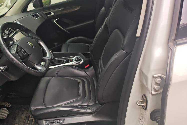 Used DS 6 2016 1.6T Prestige Edition THP160 Left Front Seat