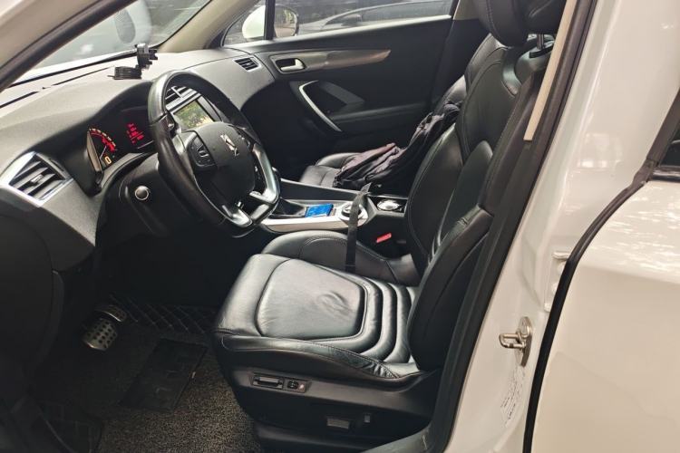Used DS 6 2016 1.6T Luxury Edition THP160 Left Front Seat