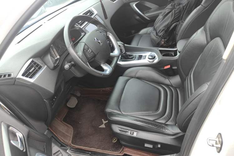 Used DS 6 2016 1.6T Luxury Edition THP160 Left Front Seat