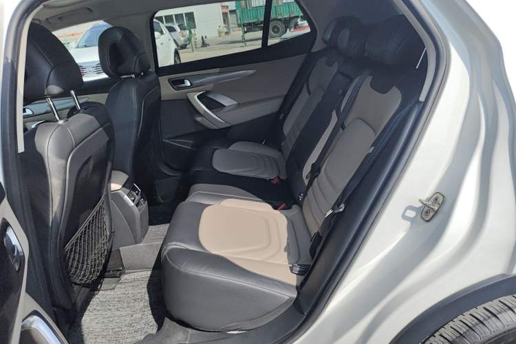 Used DS 6 2016 1.6T Luxury Edition THP160 Left Rear Seat