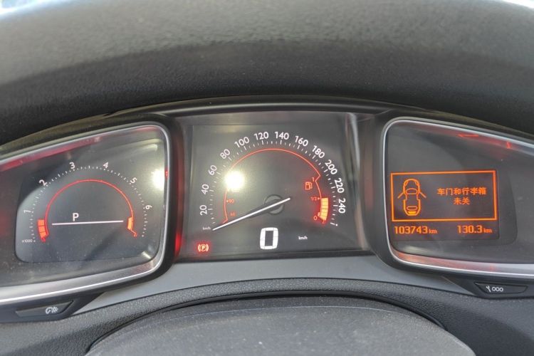 Used DS 6 2016 1.6T Luxury Edition THP160 Odometer Close Up