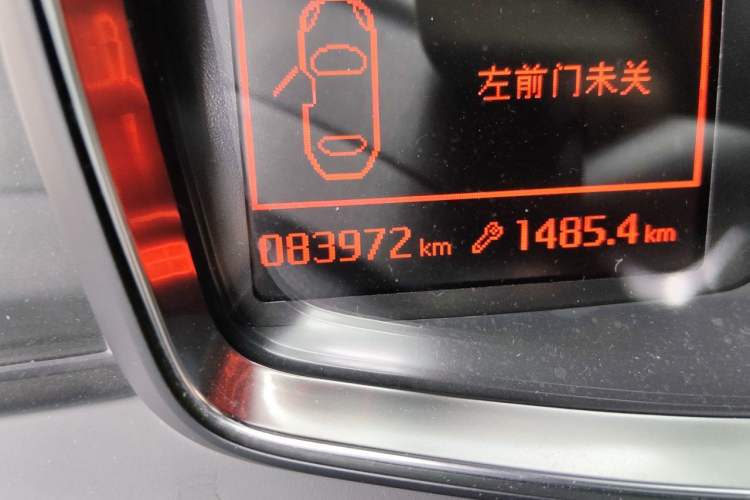 Used DS 6 2016 1.6T Luxury Edition THP160 Odometer Close Up