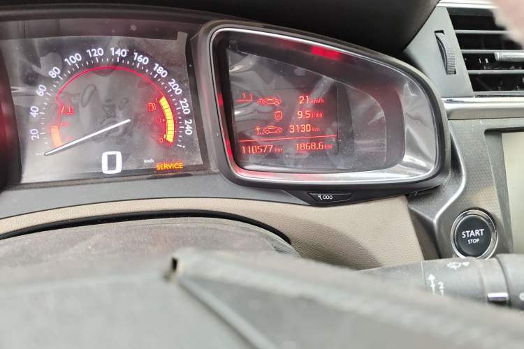 Used DS 6 2016 1.6T Luxury Edition THP160 Odometer Close Up