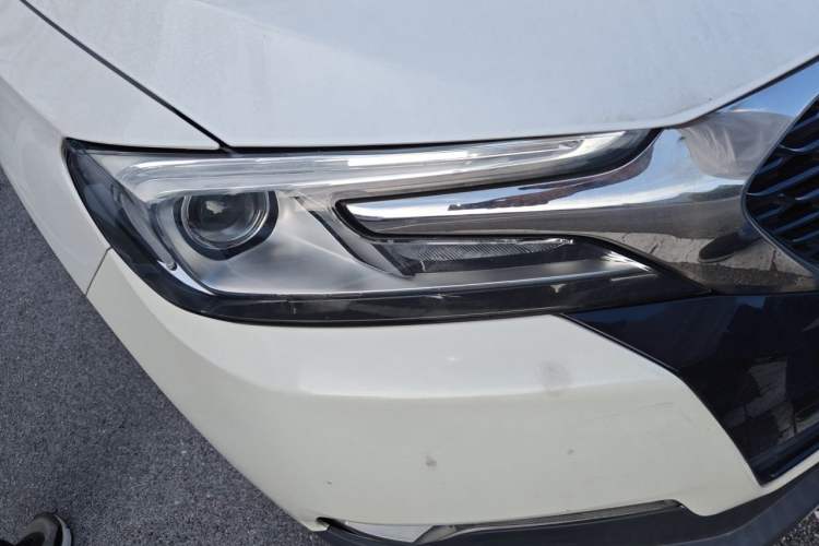 Used DS 6 2016 1.6T Luxury Edition THP160 Right Front Headlight