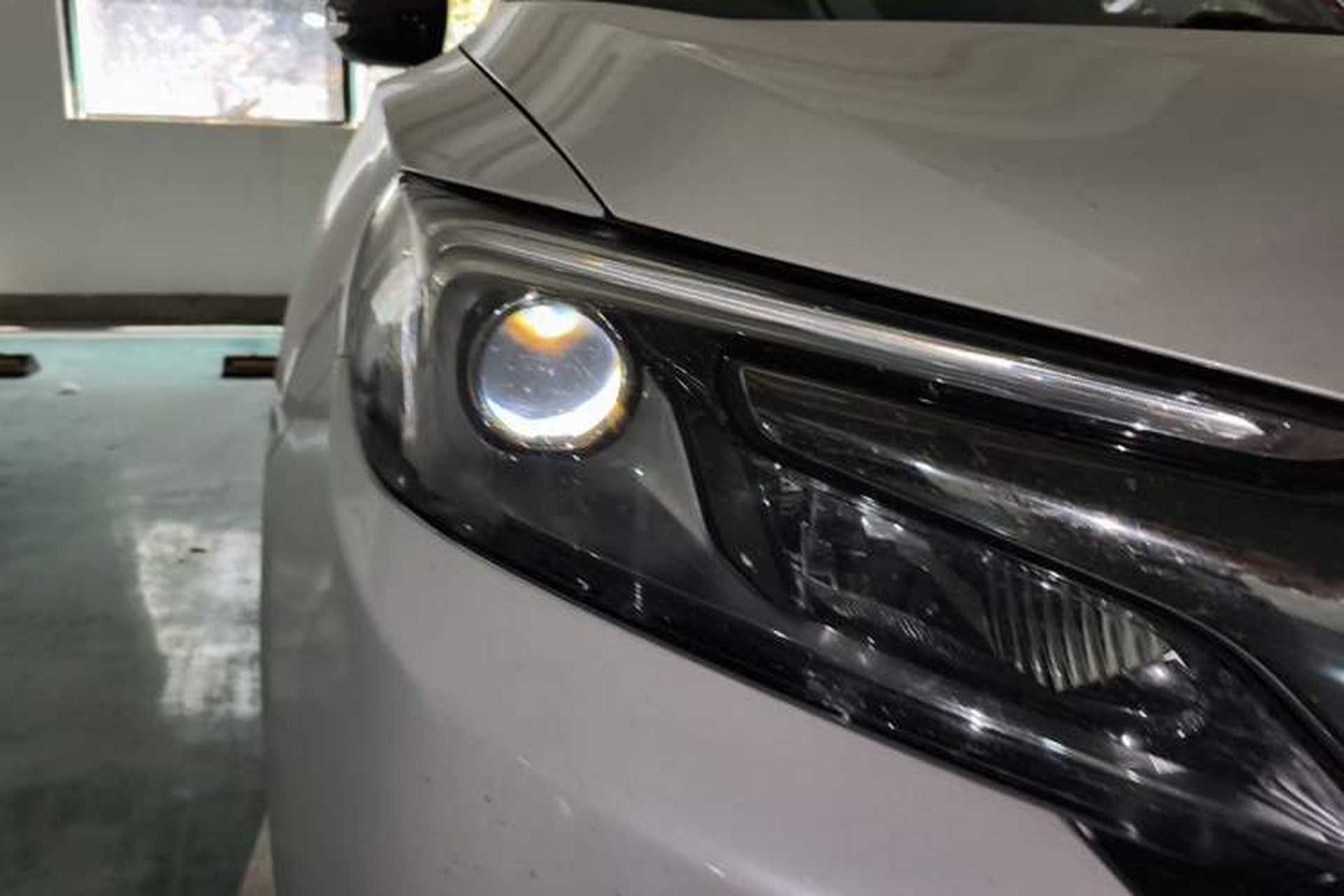 Used DS 6 2016 1.6T Luxury Edition THP160 Right Front Headlight