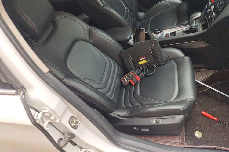 Used DS 6 2016 1.6T Luxury Edition THP160 Right Front Seat