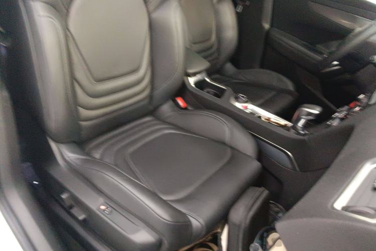 Used DS 6 2016 1.6T Luxury Edition THP160 Right Front Seat