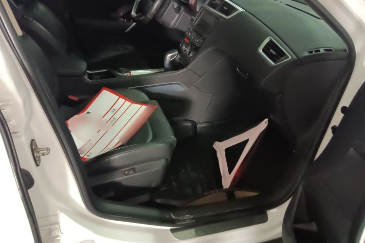 Used DS 6 2016 1.6T Luxury Edition THP160 Right Front Seat