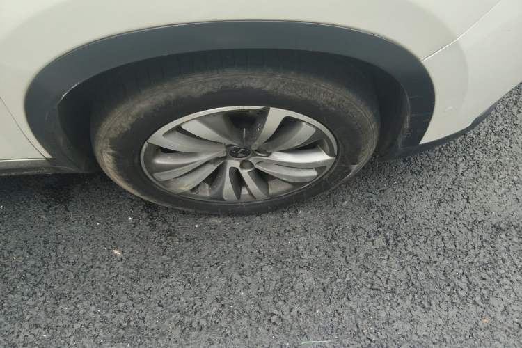 Used DS 6 2016 1.6T Luxury Edition THP160 Right Front Wheel Hub