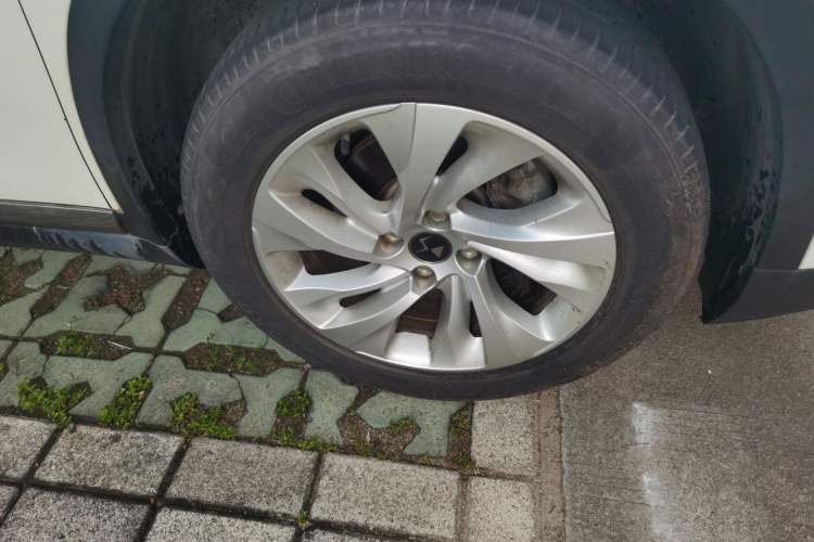 Used DS 6 2016 1.6T Elegant Edition THP160 Right Front Wheel Hub
