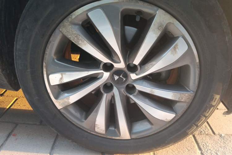 Used DS 6 2016 1.6T Luxury Edition THP160 Right Front Wheel Hub
