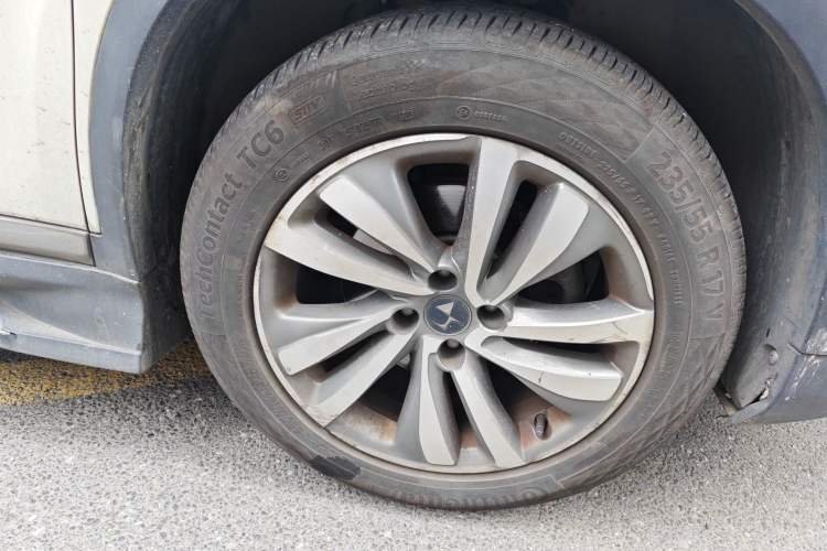 Used DS 6 2016 1.6T Luxury Edition THP160 Right Front Wheel Hub