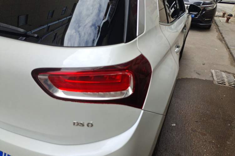 Used DS 6 2016 1.6T Luxury Edition THP160 Right Rear Taillight