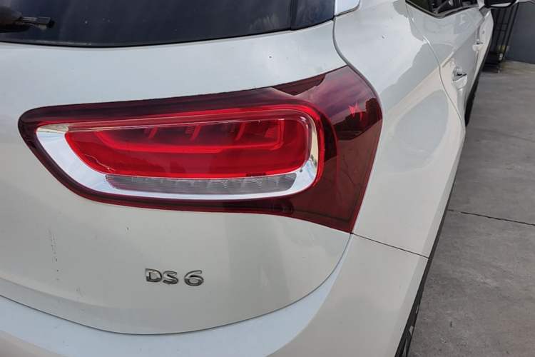Used DS 6 2016 1.6T Luxury Edition THP160 Right Rear Taillight