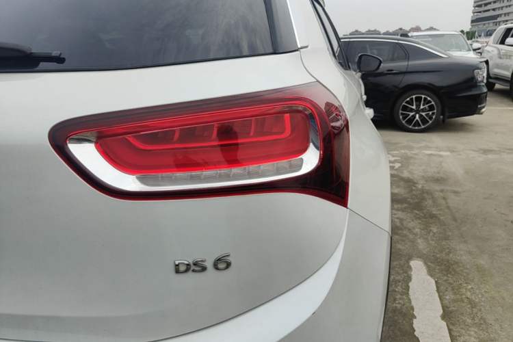 Used DS 6 2016 1.6T Luxury Edition THP160 Right Rear Taillight