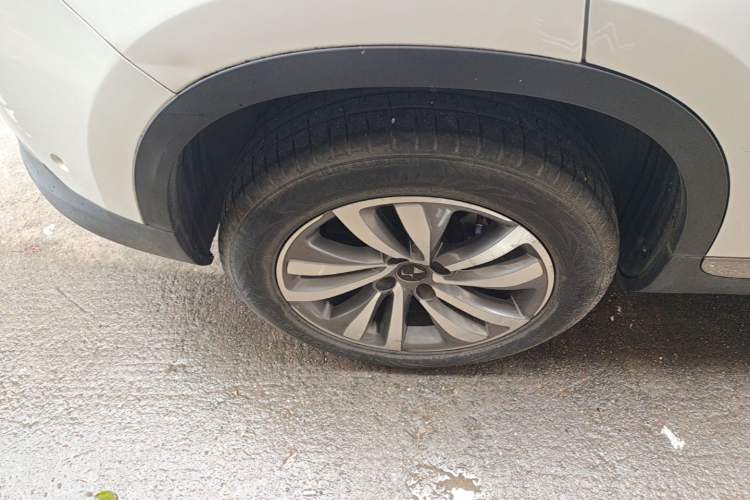Used DS 6 2016 1.6T Luxury Edition THP160 Right Rear Wheel Hub