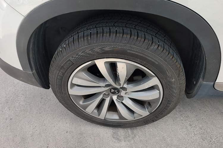 Used DS 6 2016 1.6T Luxury Edition THP160 Right Rear Wheel Hub