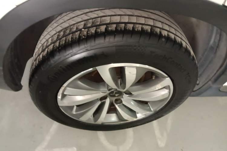 Used DS 6 2016 1.6T Luxury Edition THP160 Right Rear Wheel Hub
