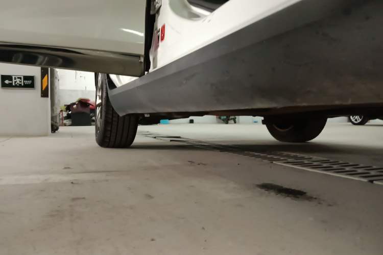 Used DS 6 2016 1.6T Luxury Edition THP160 Right Side Sill