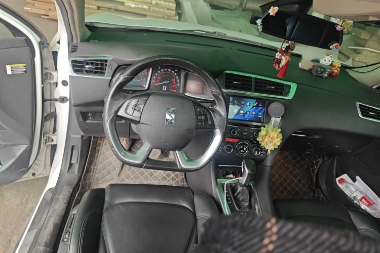 Used DS 6 2016 1.6T Luxury Edition THP160 Steering Wheel