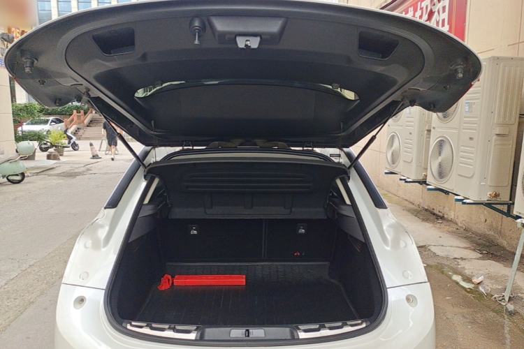 Used DS 6 2016 1.6T Luxury Edition THP160 Trunk