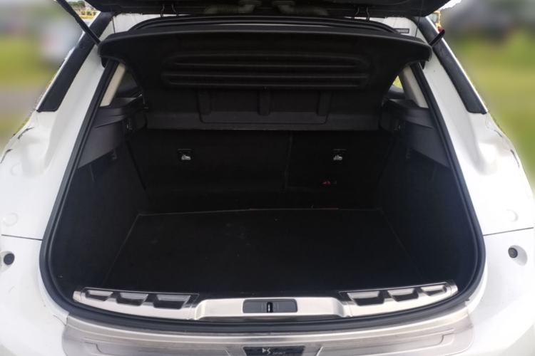 Used DS 6 2016 1.6T Luxury Edition THP160 Trunk