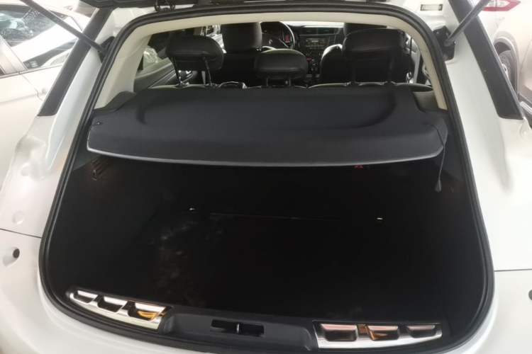 Used DS 6 2016 1.6T Elegant Edition THP160 Trunk