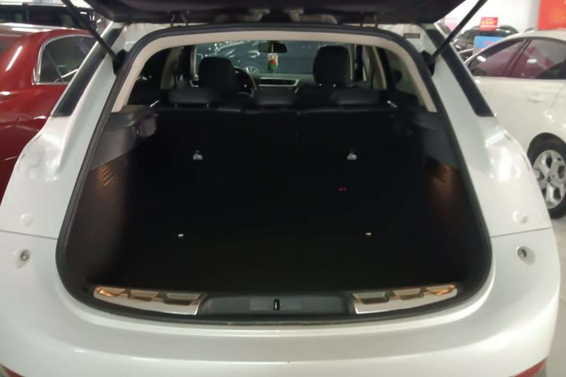 Used DS 6 2016 1.6T Luxury Edition THP160 Trunk