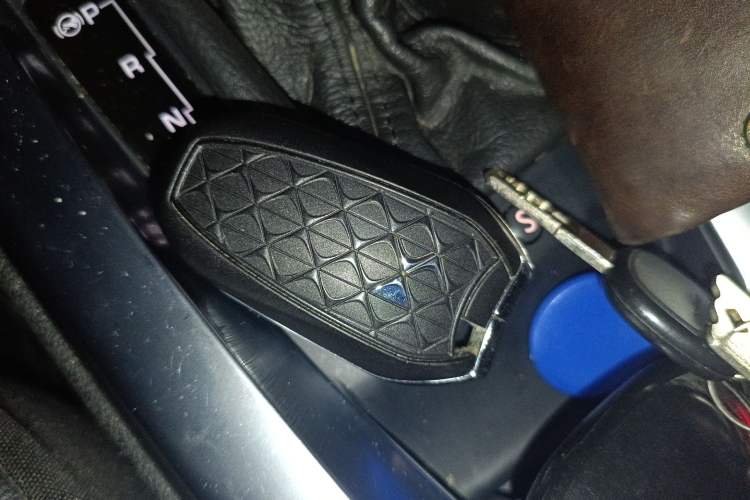 Used DS 6 2016 1.6T Luxury Edition THP160 Vehicle Key