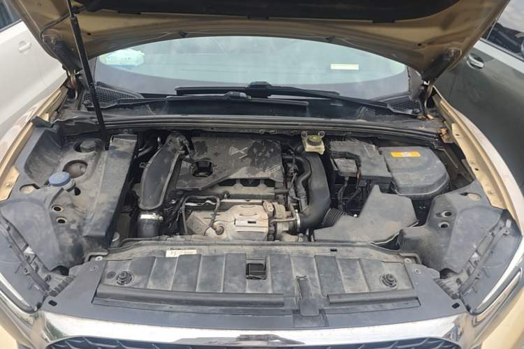 Used DS 6 2016 1.8T 60th Anniversary Limited Edition THP200 Engine Bay