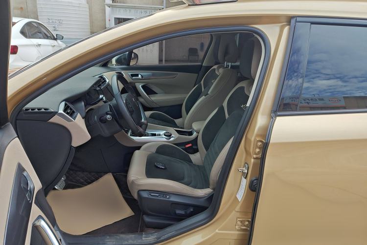 Used DS 6 2016 1.8T 60th Anniversary Limited Edition THP200 Interior 2