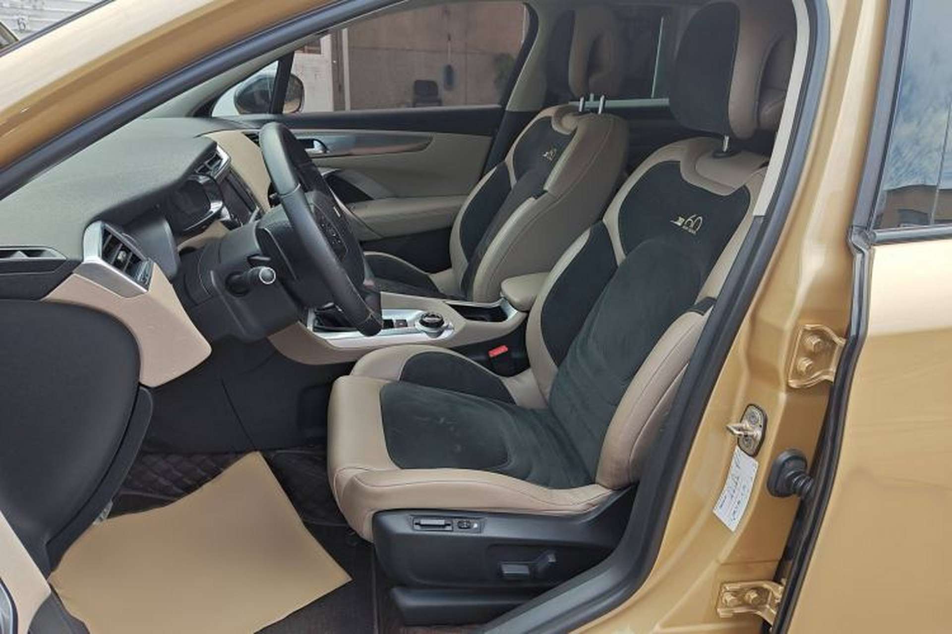 Used DS 6 2016 1.8T 60th Anniversary Limited Edition THP200 Left Front Seat