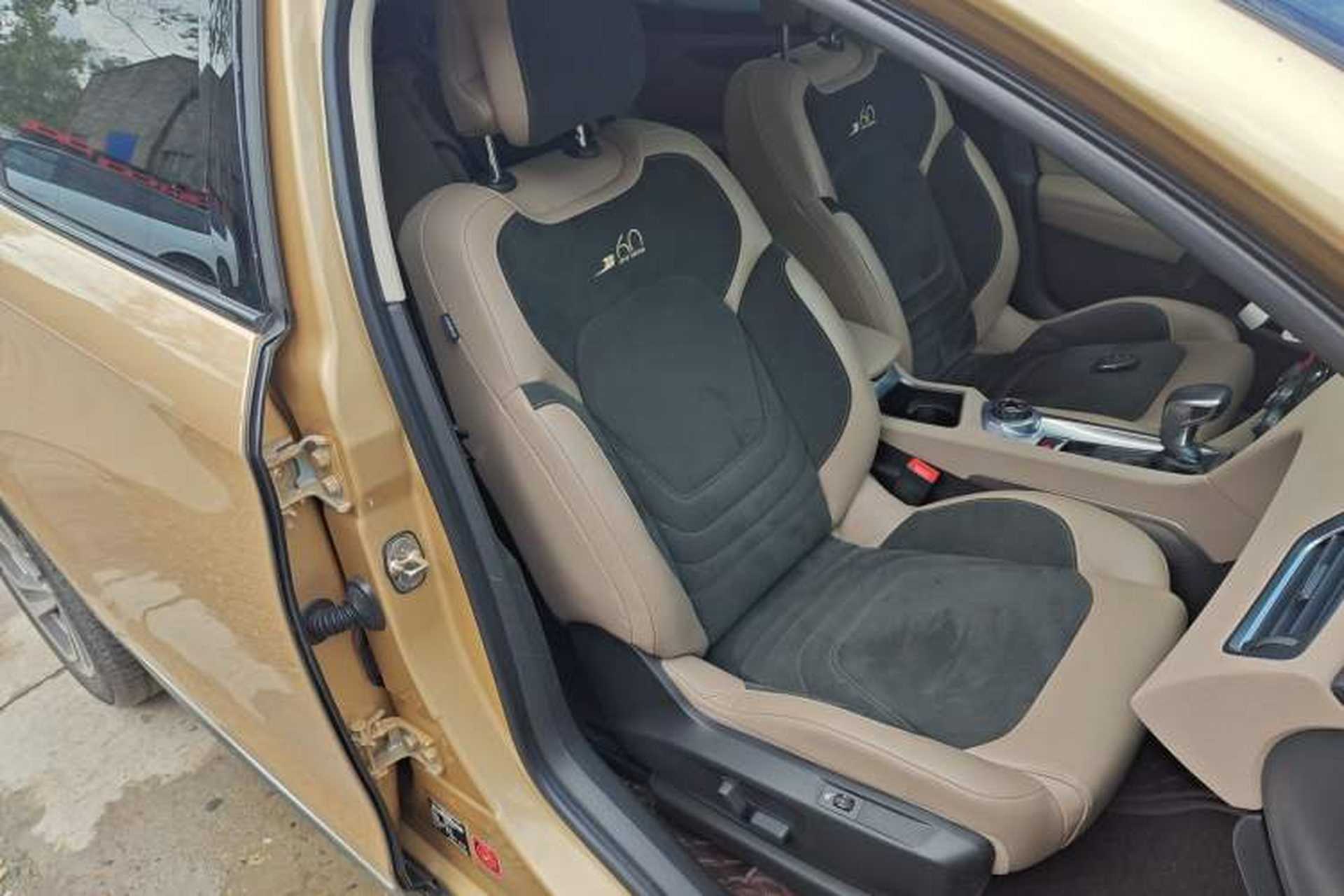 Used DS 6 2016 1.8T 60th Anniversary Limited Edition THP200 Right Front Seat