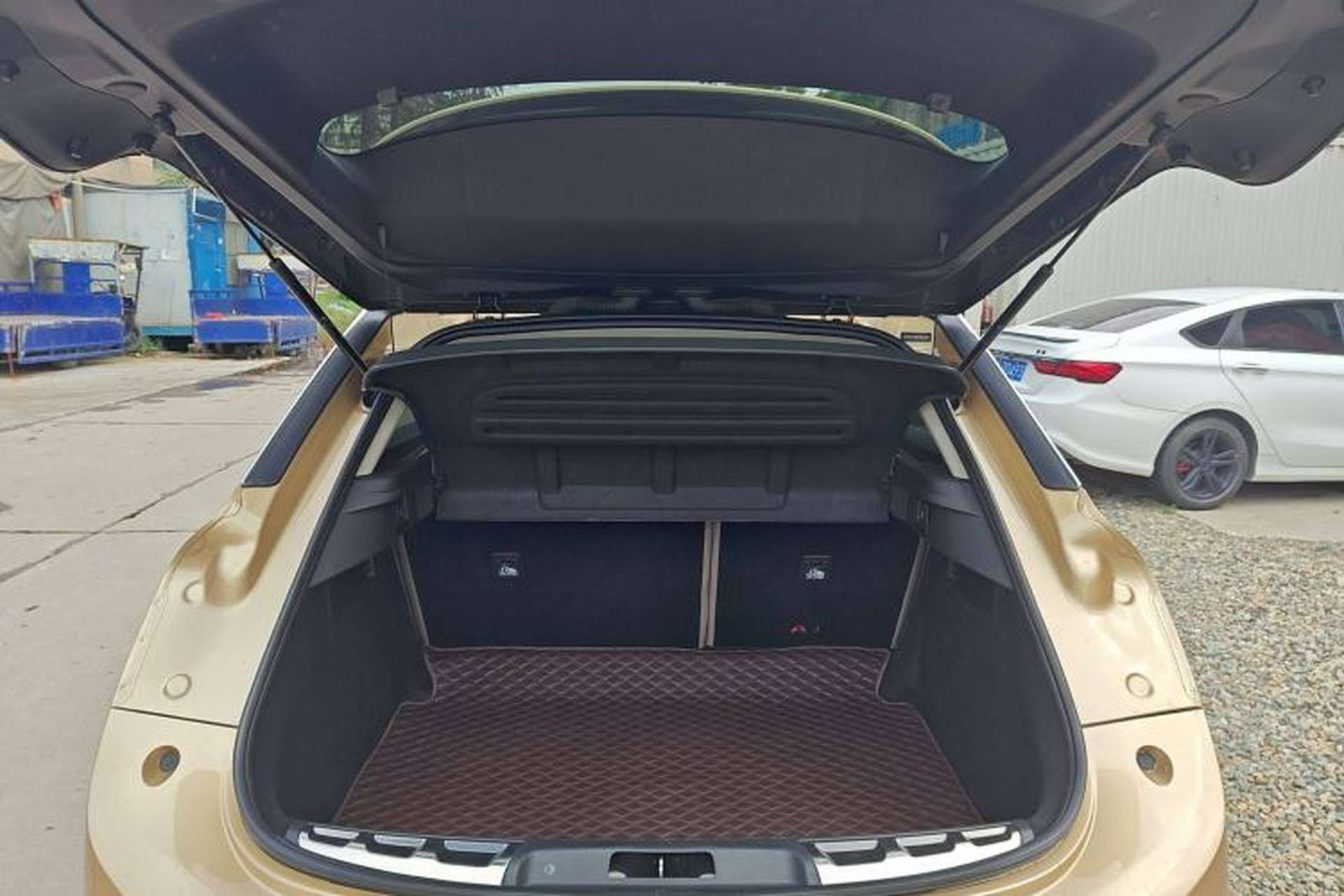 Used DS 6 2016 1.8T 60th Anniversary Limited Edition THP200 Trunk