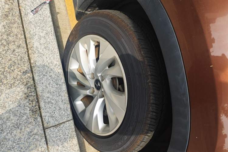 Used DS 6 2017 1.6T Elegant Edition THP160 Right Front Wheel Hub