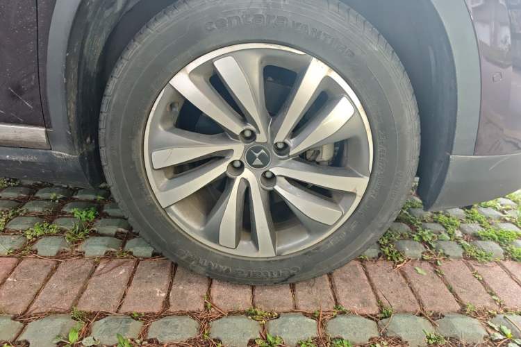 Used DS 6 2017 1.6T Luxury Edition THP160 Right Front Wheel Hub