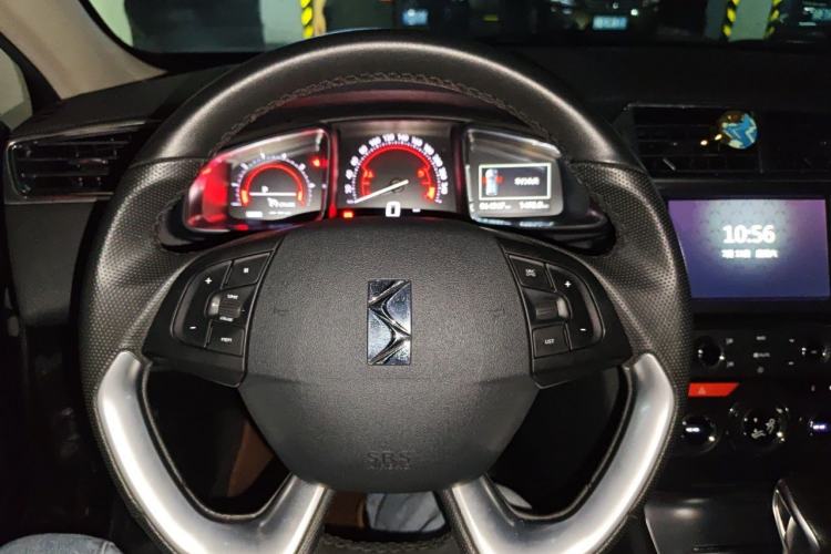 Used DS 6 2017 1.6T Luxury Edition THP160 Steering Wheel