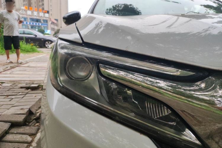 Used DS 6 2017 1.6T Prestige Edition THP160 Right Front Headlight