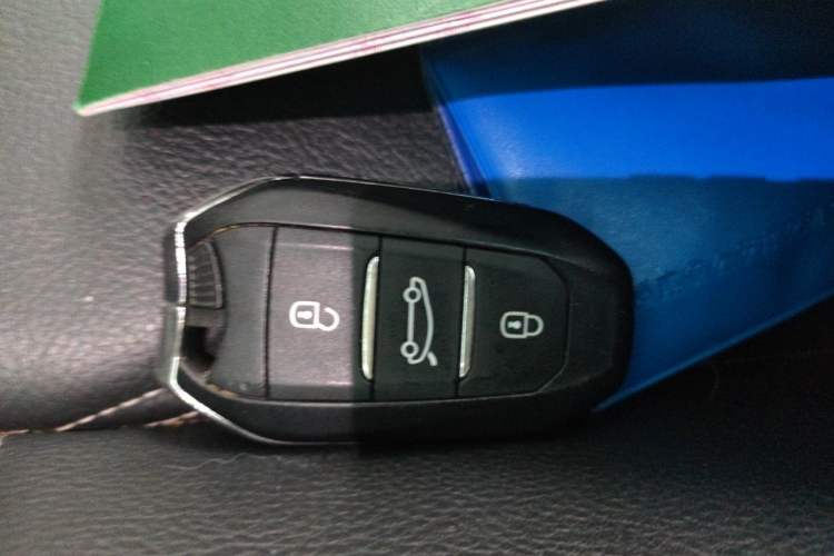 Used DS 6 2017 1.6T Prestige Edition THP160 Vehicle Key