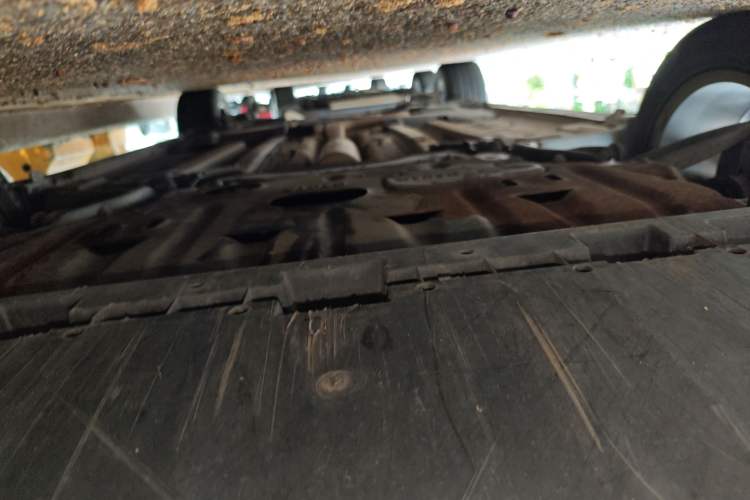 Used DS 6 2018 30THP Prestige Edition Chassis Front